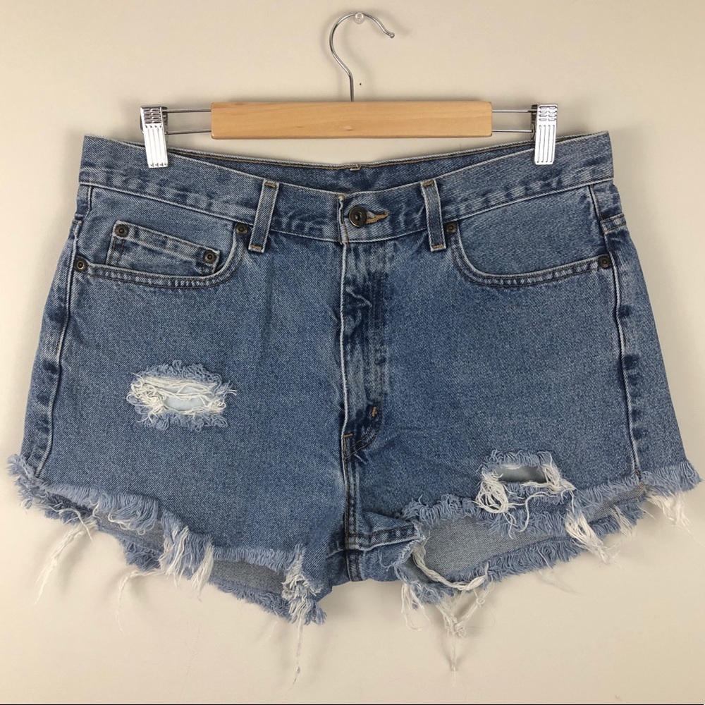 VTG Light Wash Distressed Cutoff Denim Shorts